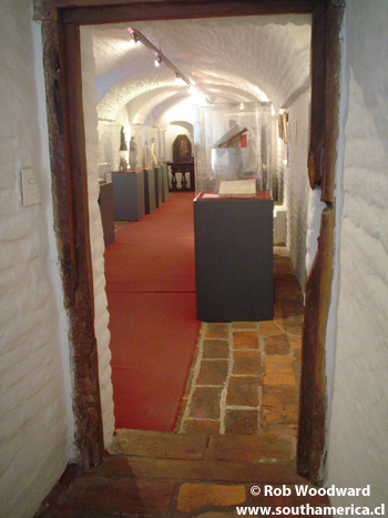 Claustros del Pilar Old Door
