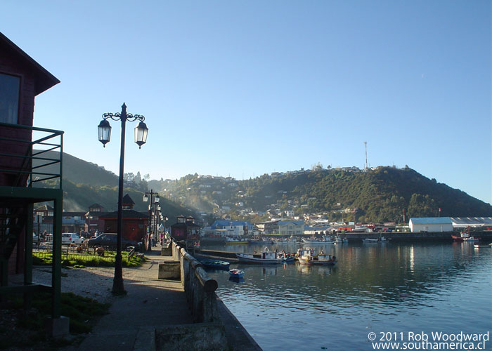 The water's edge of Angelmó Chile