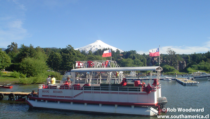 One of the boats in the La Poza bay of Pucón