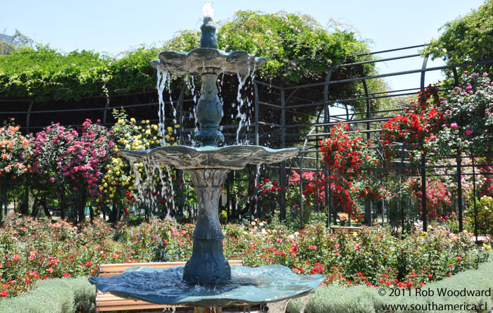 Parque Araucano Rose Gardens Fountain